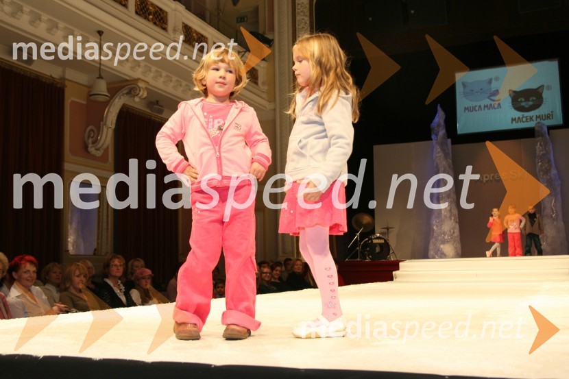 Mladi manekenkiModna revija Vulcano models Maribor