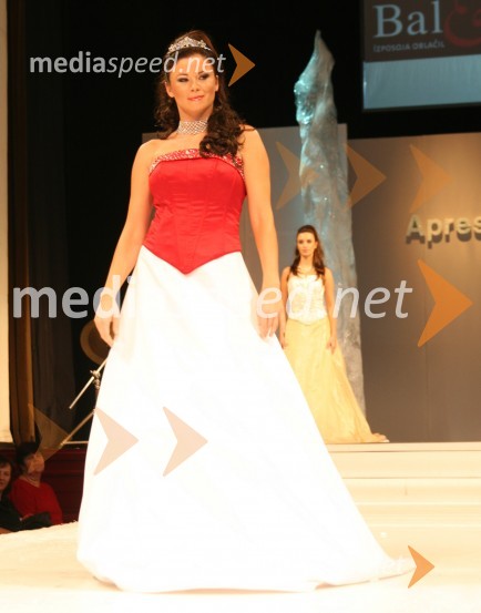 Nataša Leimsner, manekenkaModna revija Vulcano models Maribor