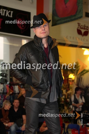 Boštjan Mihalič, manekenModna revija v centru Qlandia Ptuj