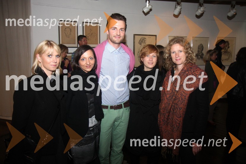 Nina Arsenovič, direktorica Mladinskega kulturnega centra Maribor, Jagoda Đorđevič, odnosi z javnostmi EPK, Lovro Centrih, Maša Novak in Martina Koster, EPKMaribor 2012 – EPK, otvoritev razstave Oskarja Kokoschke