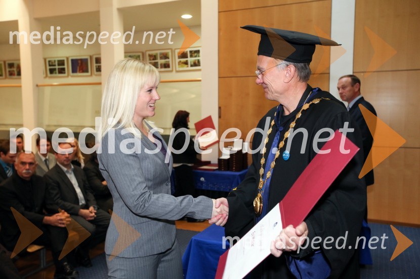 Eva Mlakar, Fakulteta za organizacijske vede Univerze v Mariboru in prof. dr. Danijel Rebolj, rektor Univerze v MariboruUniverza v Mariboru, Rektorjev dan 2012
