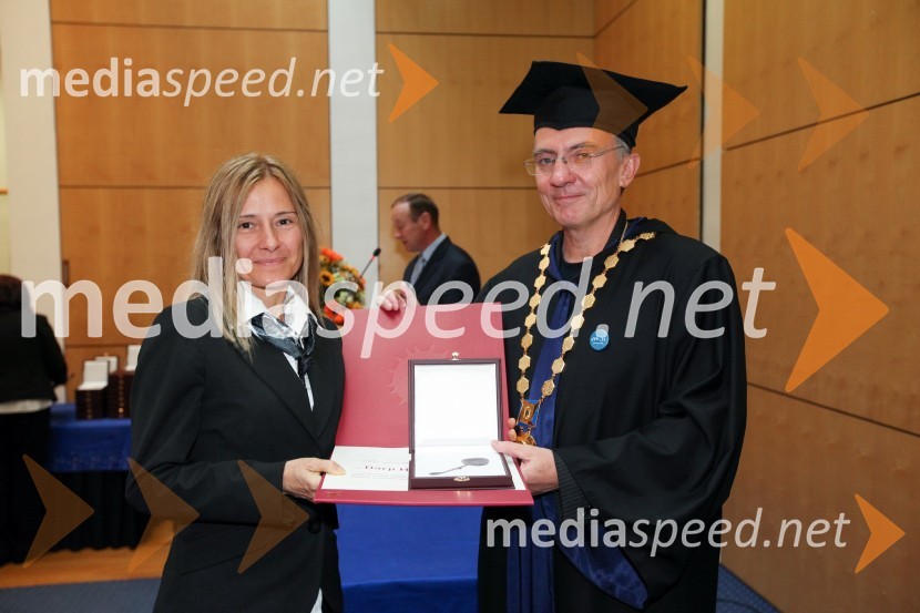 Mag. Darja Hriberšek, Fakulteta za naravoslovje in matematiko
Univerze v Mariboru in prof. dr. Danijel Rebolj, rektor Univerze v Mariboru
Univerza v Mariboru, Rektorjev dan 2012