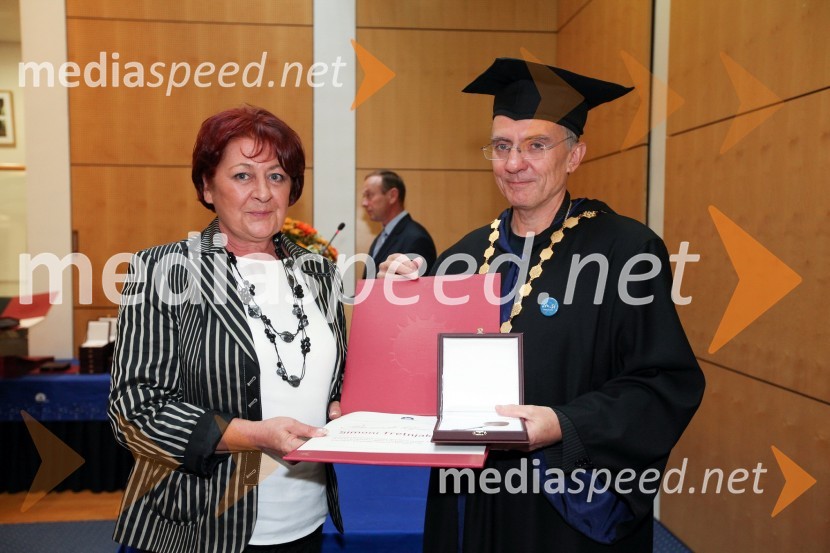 Simona Tretnjak, Fakulteta za kemijo in kemijsko tehnologijo
Univerze v Mariboru in prof. dr. Danijel Rebolj, rektor Univerze v Mariboru
Univerza v Mariboru, Rektorjev dan 2012
