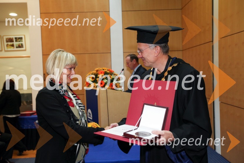 Dr. Vida Kampuš Trop, Fakulteta za organizacijske vede Univerze v Mariboru in prof. dr. Danijel Rebolj, rektor Univerze v Mariboru
Univerza v Mariboru, Rektorjev dan 2012