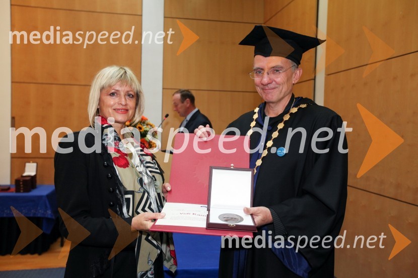 Dr. Vida Kampuš Trop, Fakulteta za organizacijske vede Univerze v Mariboru in prof. dr. Danijel Rebolj, rektor Univerze v Mariboru
Univerza v Mariboru, Rektorjev dan 2012