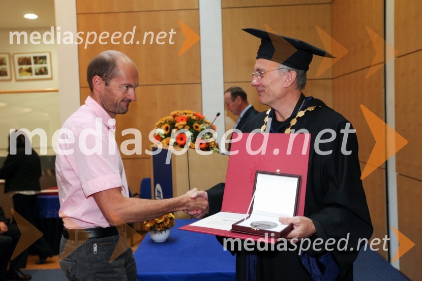 Dr. Matjaž Kristl, Fakulteta za kemijo in kemijsko tehnologijo
Univerze v Mariboru in prof. dr. Danijel Rebolj, rektor Univerze v Mariboru
Univerza v Mariboru, Rektorjev dan 2012