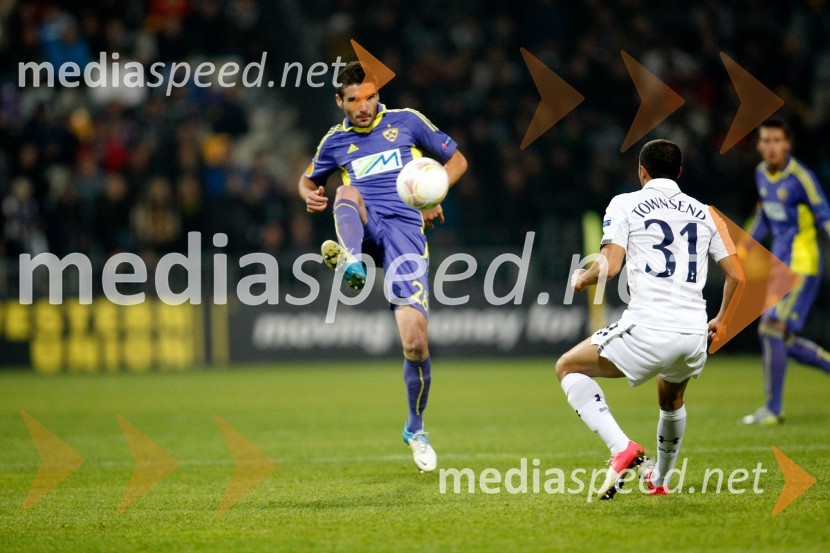 Mitja Viler, nogometaš NK Maribor, ...Nogometna tekma NK Maribor - Tottenham