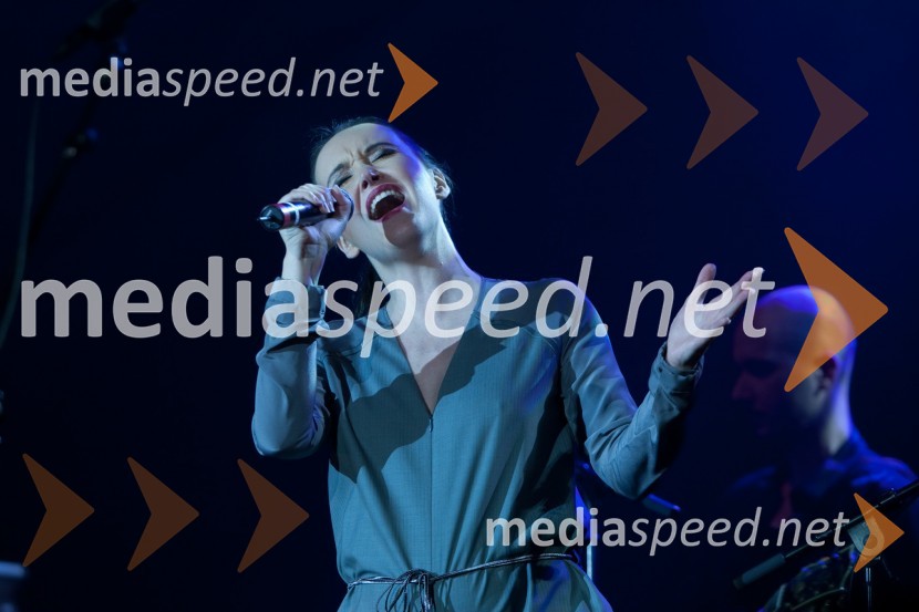 Tinkara Kovač, glasbenicaDan 202 in koncert skupine Keane