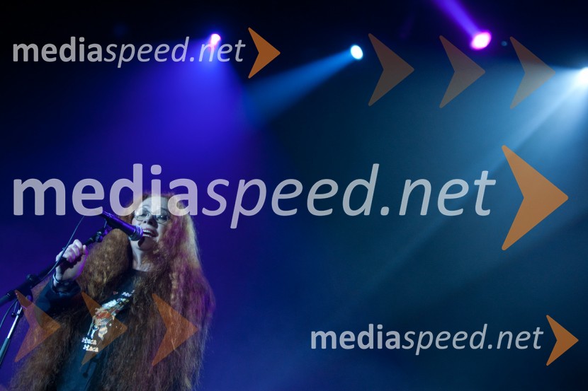 Neca Falk, pevkaDan 202 in koncert skupine Keane