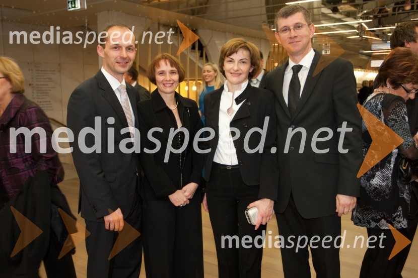 Milan Zaletel, soproga Katja, dr. Nataša Zabukovec Logar in soprog Martin Logar, direktor družbe Summit AvtoJolanta, opera z Anno Netrebko