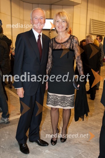 Janez Pergar in soproga Nevenka Črešnar Pergar, lastnica in direktorica podjetja NP ConsultingJolanta, opera z Anno Netrebko