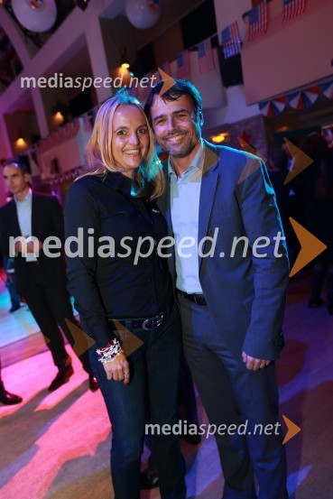 Mag. Ajša Vodnik, izvršna direktorica Ameriške gospodarske zbornice (AmCham) ter soprog Rok Vodnik, član uprave Petrol d.d.AmCham, spremljanje volitev za predsednika ZDA