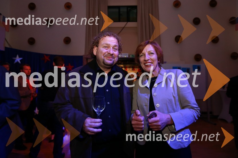 Darko Brlek, direktor Festivala Ljubljana in Vika Potočnik, direktorica Pionirskega domaAmCham, spremljanje volitev za predsednika ZDA