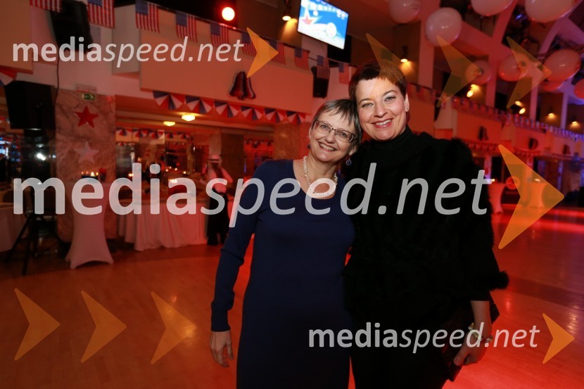 Sharon Flack Mussomeli, soproga ameriškega veleposlanika ter Tatjana Potokar, soproga Mateja PotokarjaAmCham, spremljanje volitev za predsednika ZDA