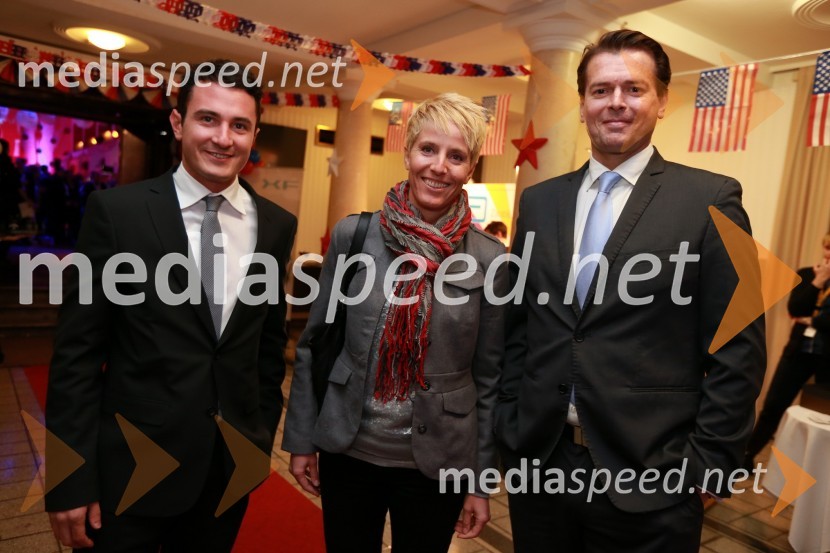 ..., Nataša Briški, novinarka in ...AmCham, spremljanje volitev za predsednika ZDA