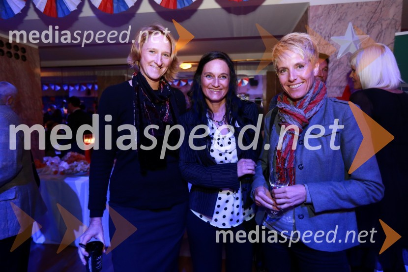 Miriam Možgan, vodja službe za javno diplomacijo Ministrstva za zunanje zadeve, Alenka Oldroyd - Reza in Nataša Briški, novinarkaAmCham, spremljanje volitev za predsednika ZDA