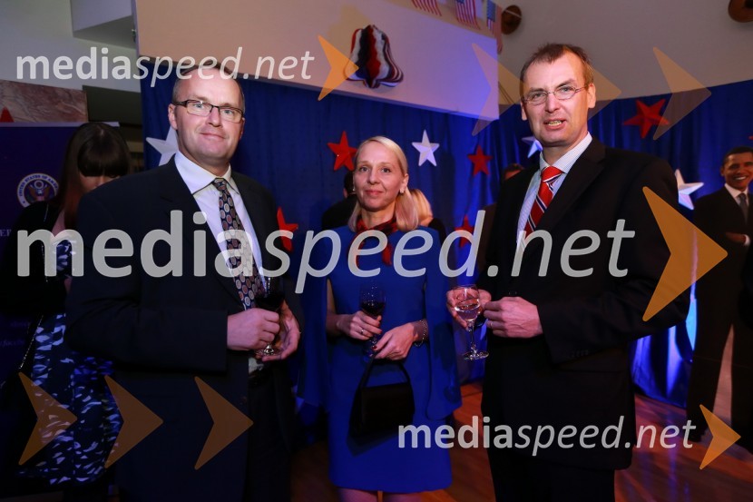 Uroš Krek, Darja Štajner Petrovič in Jorg PetrovičAmCham, spremljanje volitev za predsednika ZDA