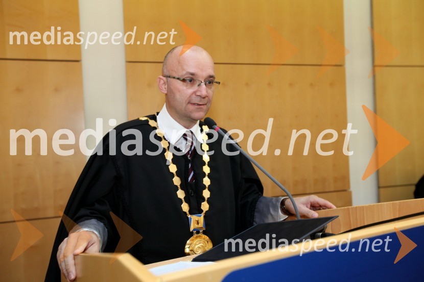 Prof. dr. Dejan Škorjanc, prorektor za študijsko dejavnost Univerze v MariboruUniverza v Mariboru, Promocija doktorjev znanosti