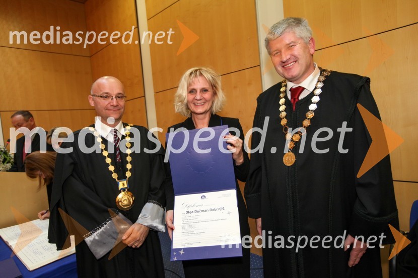 	Prof. dr. Dejan Škorjanc, prorektor za študijsko dejavnost Univerze v Mariboru, dr. Olga Dečman Dobrnjič, Fakulteta za organizacijske vede Univerze v Mariboru ter prof. dr.  Marko Ferjan, dekan Fakultete za organizacijske vede Univerze v MariboruUniverza v Mariboru, Promocija doktorjev znanosti