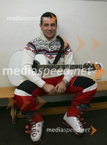 Marko Vozelj, skupina ČukiRTV NET praznuje