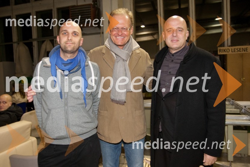Miha Turšič, Janez Škrabec, direktor podjetja Riko d.o.o. in Dragan Živadinov, režiserPecha Kucha v Riko Hišah