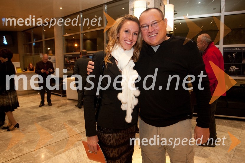 Julija Kramar, pevka in Nace Junkar, pevecRokovnjači, premiera v SNG Nova Gorica