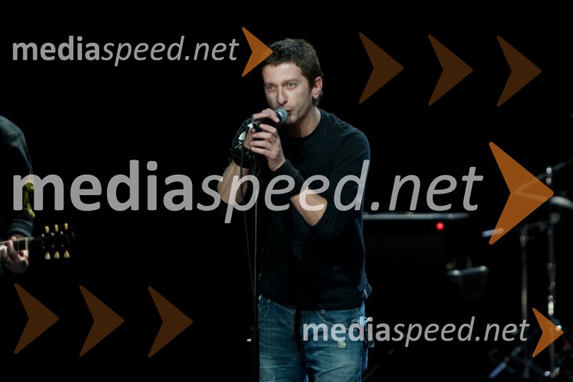 Borut Marolt, pevec skupine NietRokovnjači, premiera v SNG Nova Gorica