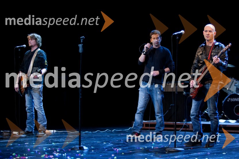 NietRokovnjači, premiera v SNG Nova Gorica