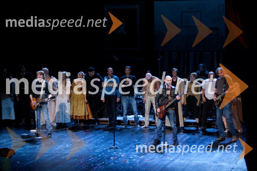 Soustvarjalci predstaveRokovnjači, premiera v SNG Nova Gorica