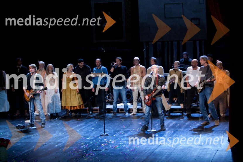 Soustvarjalci predstaveRokovnjači, premiera v SNG Nova Gorica