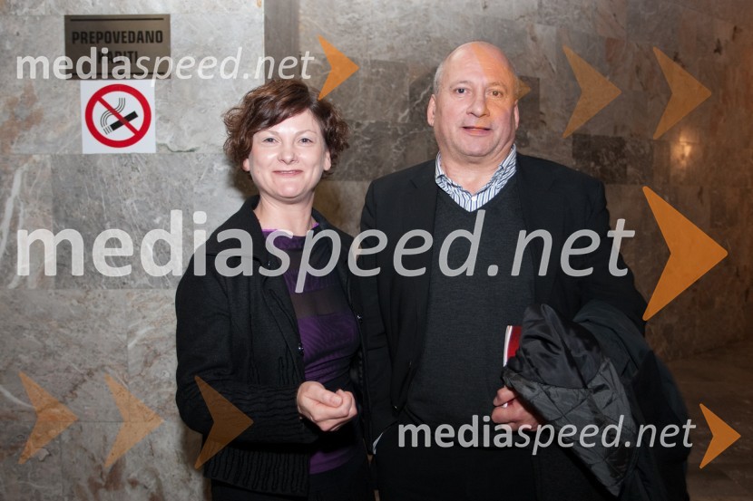 Martina Mrhar, v.d. umetniške vodje SNG Nova Gorica in Janez Pipan, režiserRokovnjači, premiera v SNG Nova Gorica