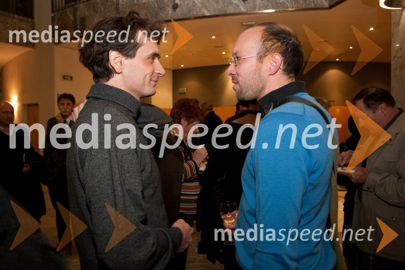 Jure Longyka, moderator in Miha Nemec, režiser, igralecRokovnjači, premiera v SNG Nova Gorica