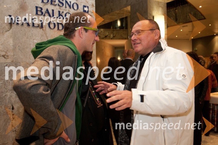 Blaž Valič, igralec in Nace Junkar, pevecRokovnjači, premiera v SNG Nova Gorica