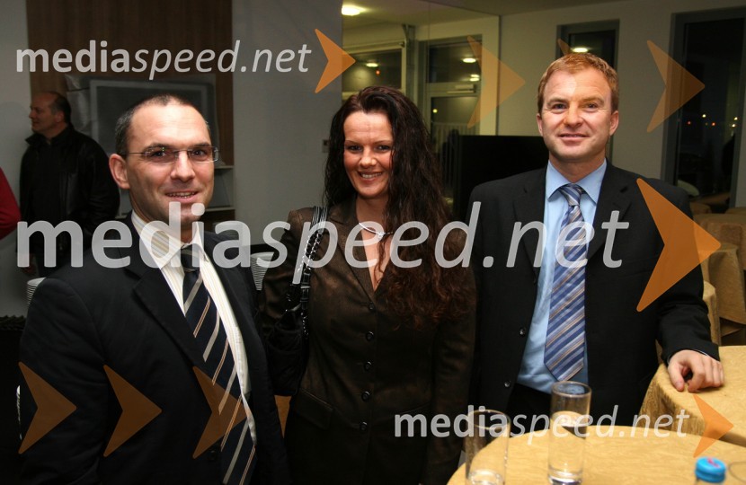 Michael Quehenberger, direktor Porsche Kredit Leasing SLO, Silvia Lugert, Klaus Fetka, vodja kadrov na Porsche Inter Auto EUPorsche Maribor, otvoritev salona vozil Audi