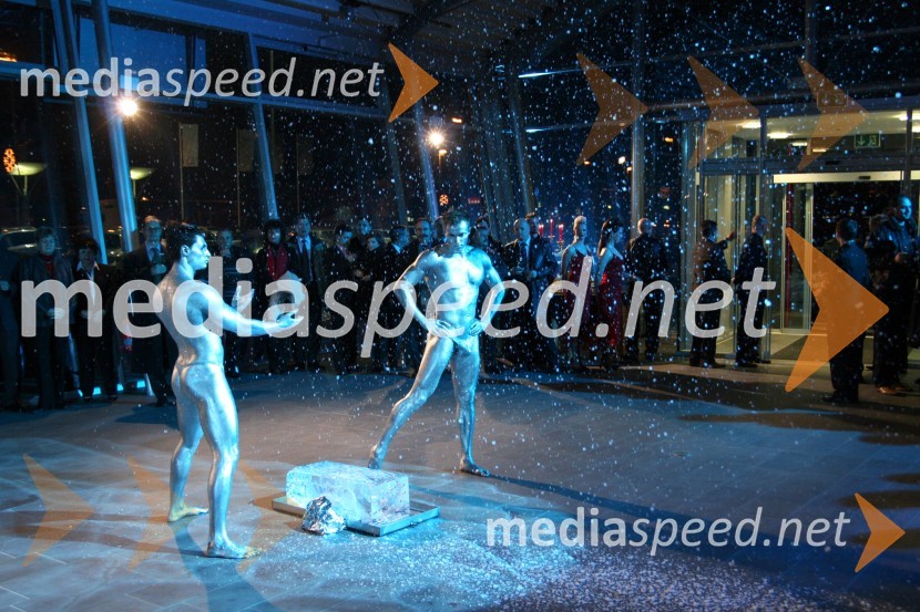 Matteo in Ricky, erotična plesalca kot gosta plesnega studia IgenPorsche Maribor, otvoritev salona vozil Audi