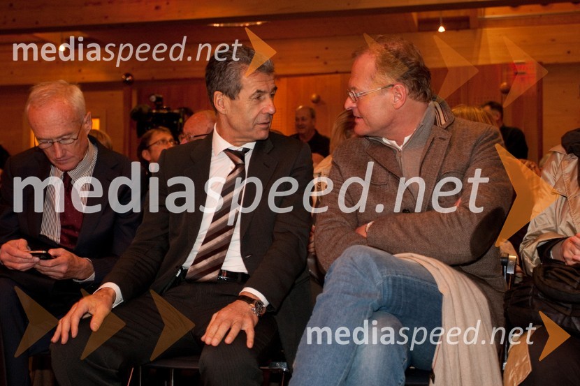 Stojan Petrič, predsednik uprave Kolektor group in Janez Škrabec, direktor podjetja Riko d.o.o.Ali Žerdin in Aleksander Lucu, pogovor o omrežjih moči