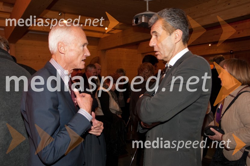 	Janez Pergar, Stojan Petrič, predsednik uprave Kolektor groupAli Žerdin in Aleksander Lucu, pogovor o omrežjih moči