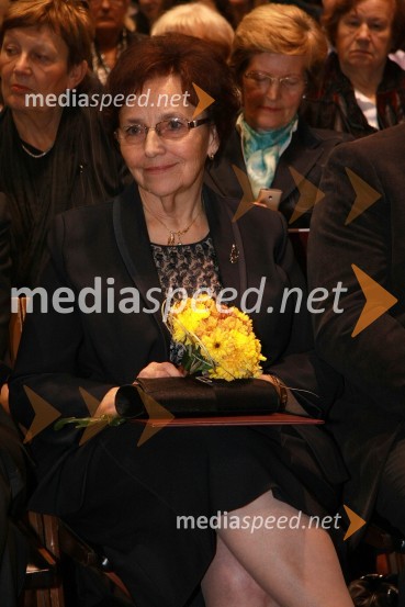 Vladka Škof, prejemnica Zahvalne listine za dobrotnico leta 2012Ljudje odprtih rok