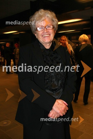 	Viktorija Dabič, prejemnica nagrade dobri človek leta 2012Ljudje odprtih rok