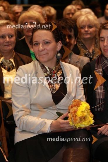 Jasmina Roter, prejemnica Zahvalne listine za Darovalca leta 2012 v imenu fundacije Utrip HumanostiLjudje odprtih rok