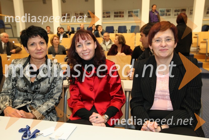 ...,  mag. Mojca Tancer, glavna tajnica Univerze v Mariboru in ...Obisk rektorja TU Graz prof. dr. Haralda Kainza in zasedanje Slovenske rektorske konference