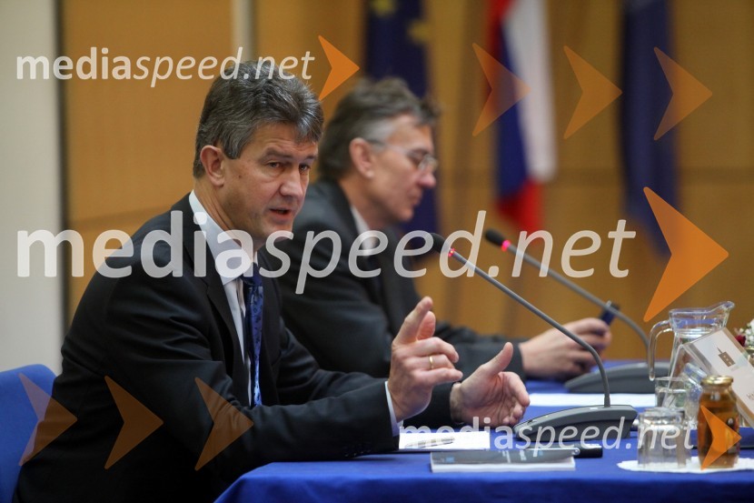 Prof. dr. Harald Kainz, rektor TU GrazObisk rektorja TU Graz prof. dr. Haralda Kainza in zasedanje Slovenske rektorske konference