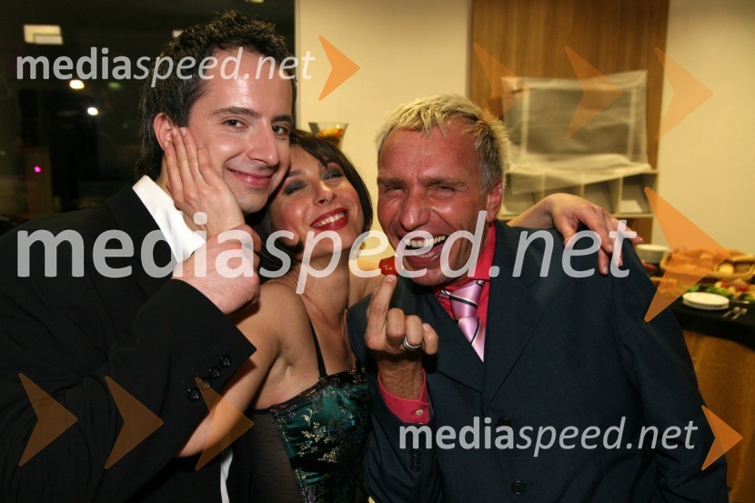 Igor Seme, pianist, Tina Gorenjak, igralka in Igor Jelen, koreograf in režiser dogodka in vodja plesnega studia IgenPorsche Maribor, otvoritev salona vozil Audi