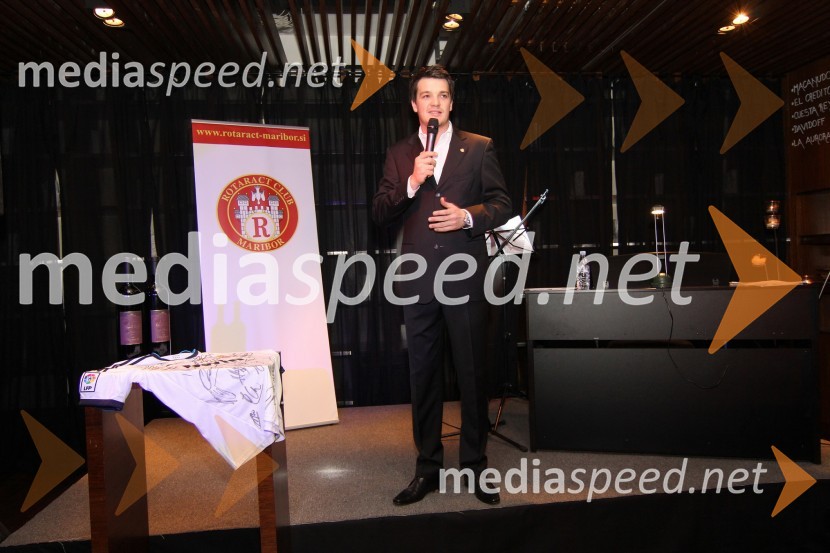 Mitja Šeško, član Rotaract Cluba MariborTradicionalna dobrodelna večerja in licitacija Rotaract Cluba Maribor