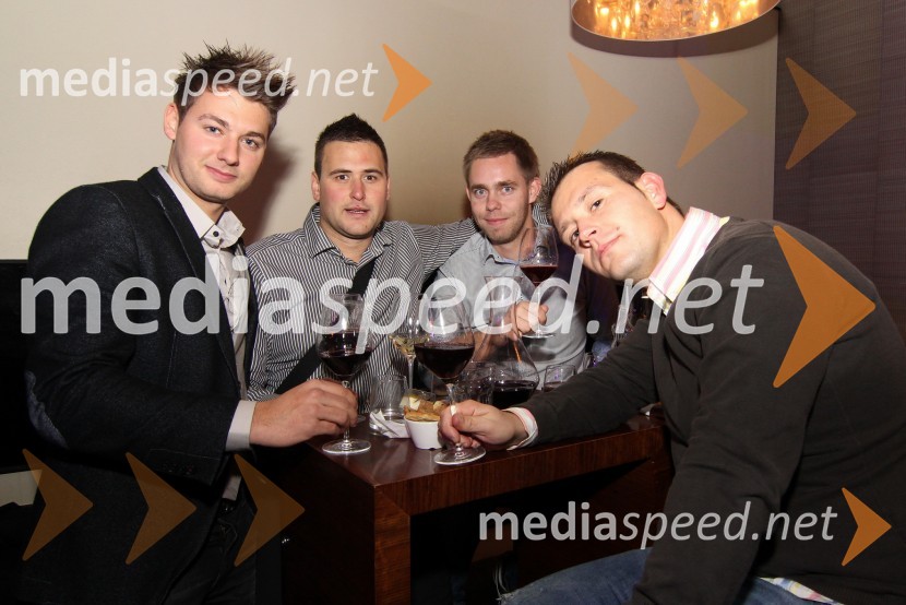 Jon Polanec, Aleš Borko, Jure Žula in Andrej MastinšekTradicionalna dobrodelna večerja in licitacija Rotaract Cluba Maribor