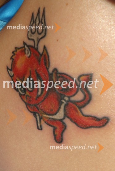 Tatoo atletinje Alenke BikarAlenka Bikar, atletinja