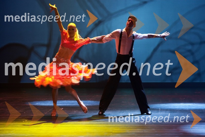 PlesalcaModna revija Mura, predstavitev pomladno - poletne kolekcije 2013