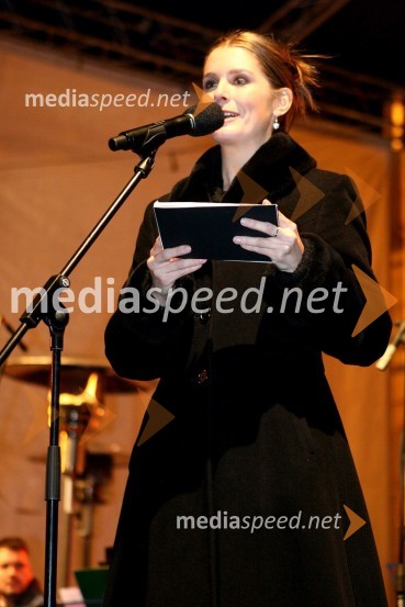 Bernarda Žarn, televizijska voditeljicaOtvoritev tirne vzpenjače na Ljubljanski grad