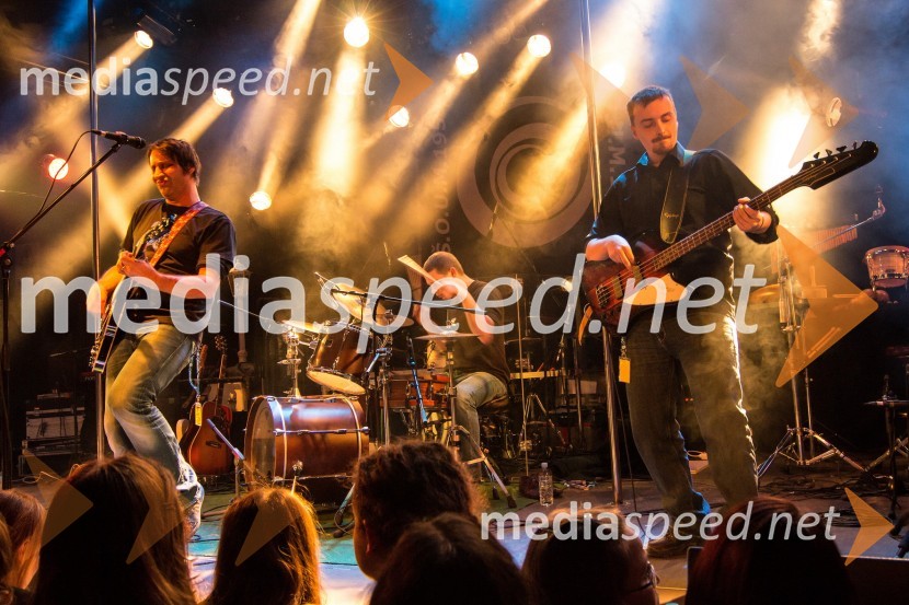 Skupina OkttoberSiddharta akustično, koncert na Štuku