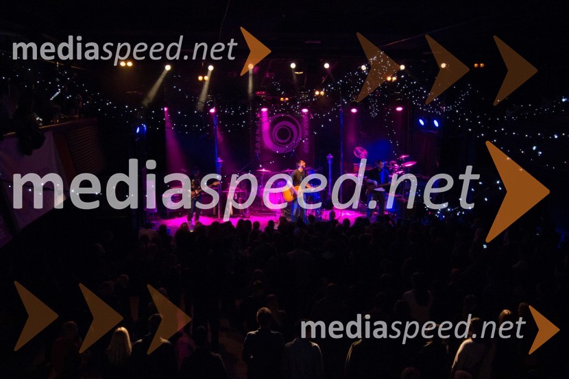 Skupina OkttoberSiddharta akustično, koncert na Štuku